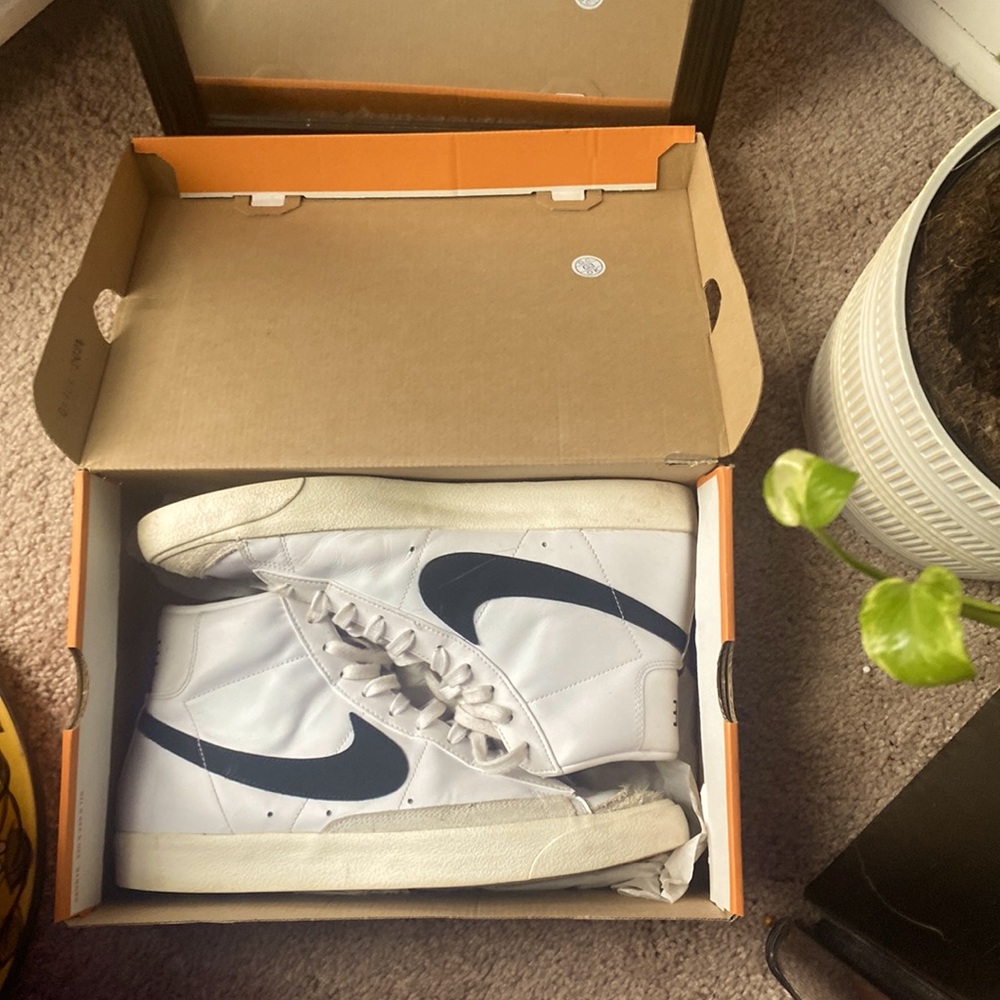 COPY - Mens 12 Nike blazers worn once